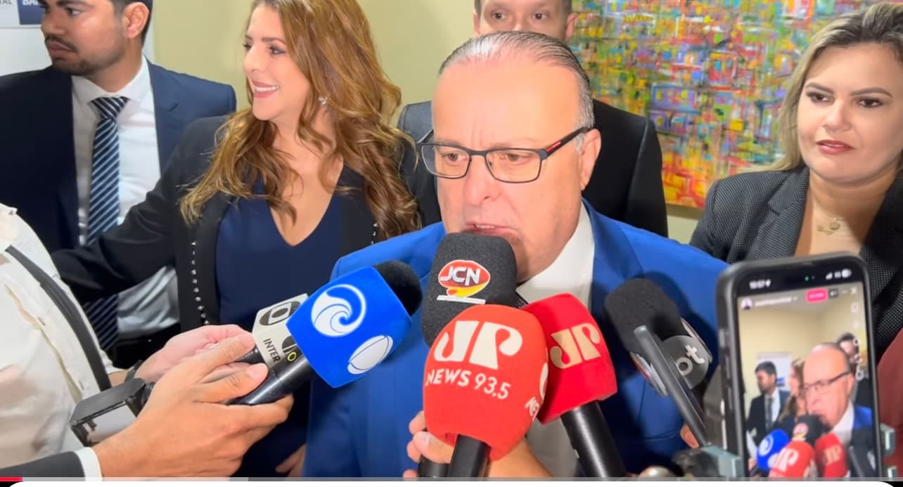 Prefeito promete climatizar todas as salas de aula até o fim da gestão