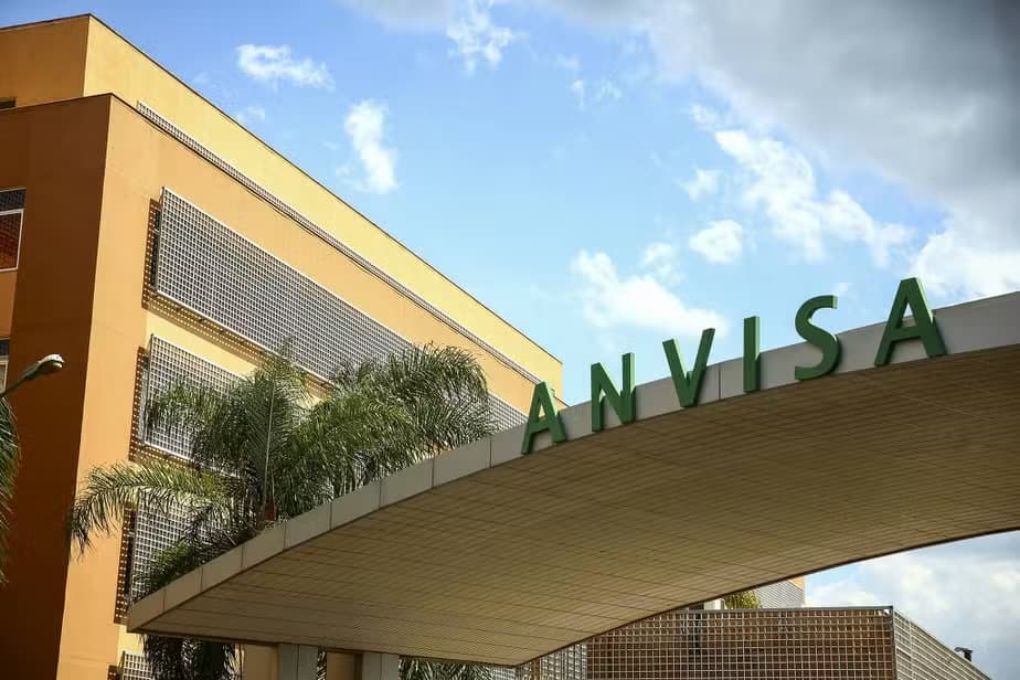 Anvisa nega aprovação de vacina da Covid-19 atualizada para nova variante