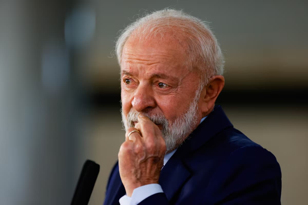 MPF investiga falta de transparência sobre visita de filhos de Lula ao Planalto e uso de helicóptero