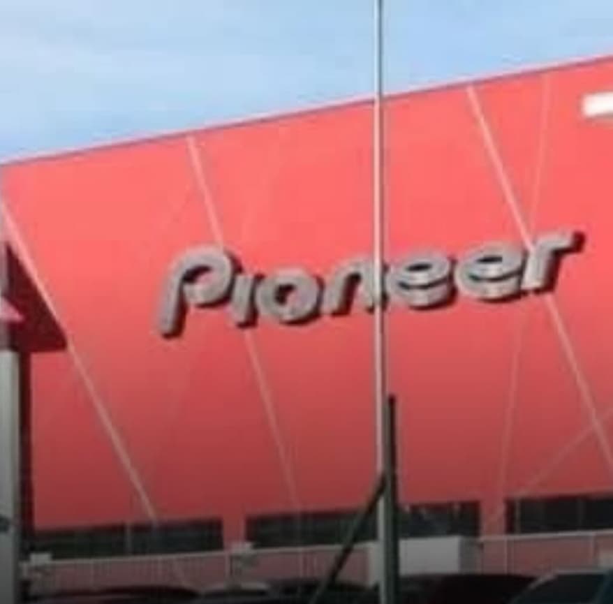 Tradicional marca de som automotivo Pioneer fechará fábrica no Brasil