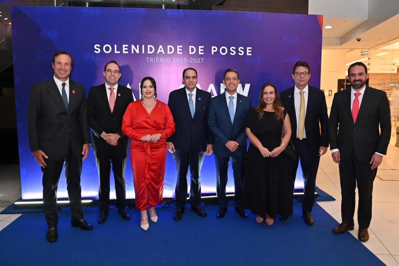 Nova diretoria e conselheiros da OAB/RN tomam posse em solenidade prestigiada