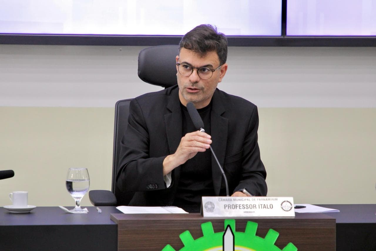 Vereador Professor Ítalo destaca aprovação célere do piso salarial dos professores em Parnamirim