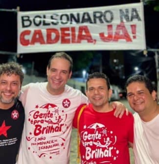 Aposta do PT para disputar o governo do RN, Cadu Xavier trabalha pré-candidatura com faixa defendendo prisão de Bolsonaro