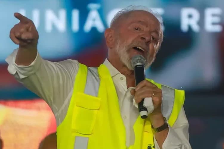 ‘De vez em quando a gente erra', diz Lula sobre escolha de ministros