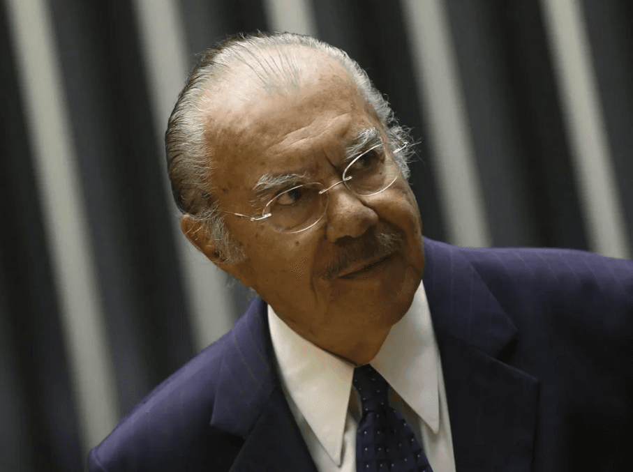 País celebra 40 anos da redemocratização com eventos e homenagens a Sarney