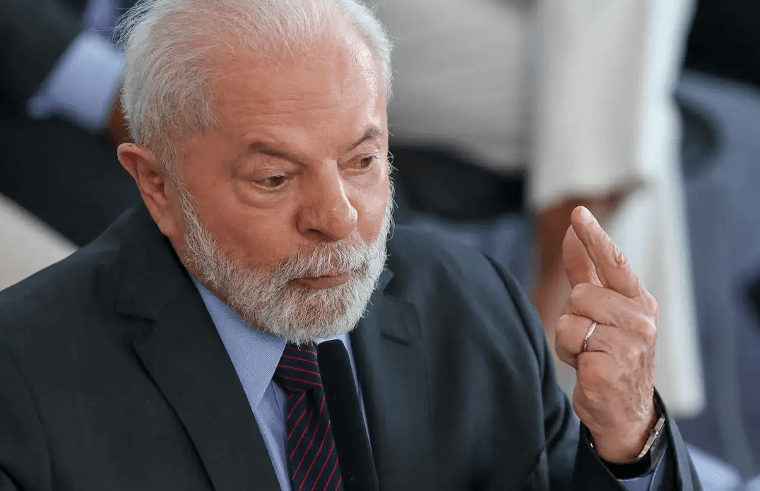 Lula promete taxar produtos dos EUA caso recurso na OMC não resolva