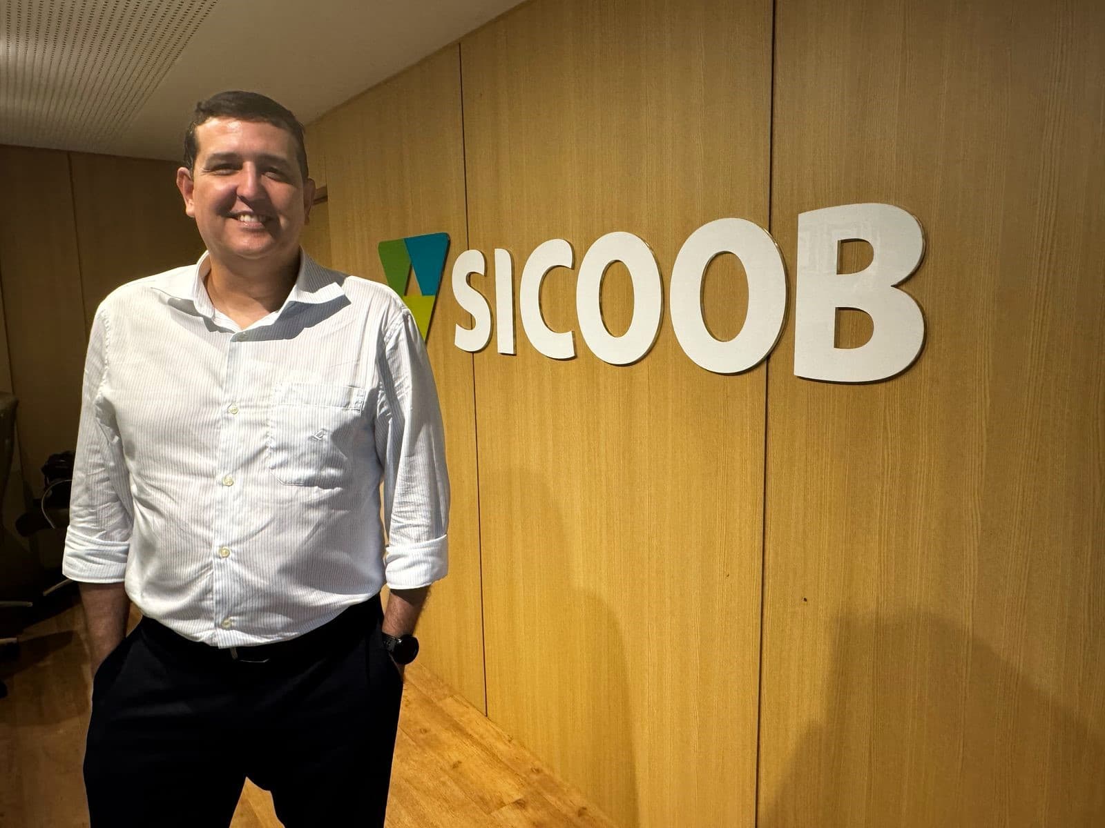 Carlos Medeiros assume presidência do Sicoob Potiguar e divulga resultados com crescimento de quase 500% em 2024