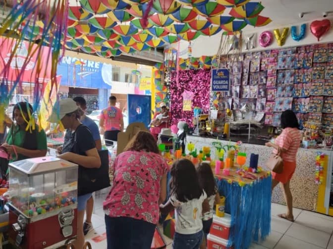 Veja como será o funcionamento do comércio em Natal durante o Carnaval 2025
