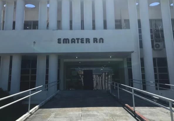 CAOS NA EMATER: deputado Tomba Farias denuncia calote do governo Fátima Bezerra no Programa do Leite e Garantia Safra