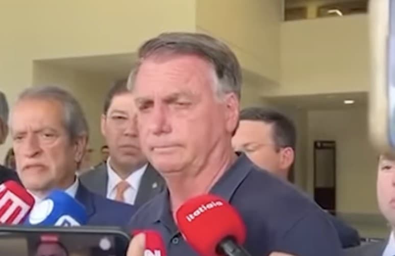 Bolsonaro diz que fará “semelhante a El Salvador” se voltar ao Planalto