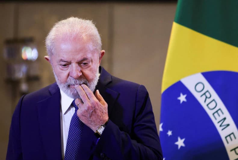 PoderData: Lula não estanca sangria e desaprovação vai a 53%