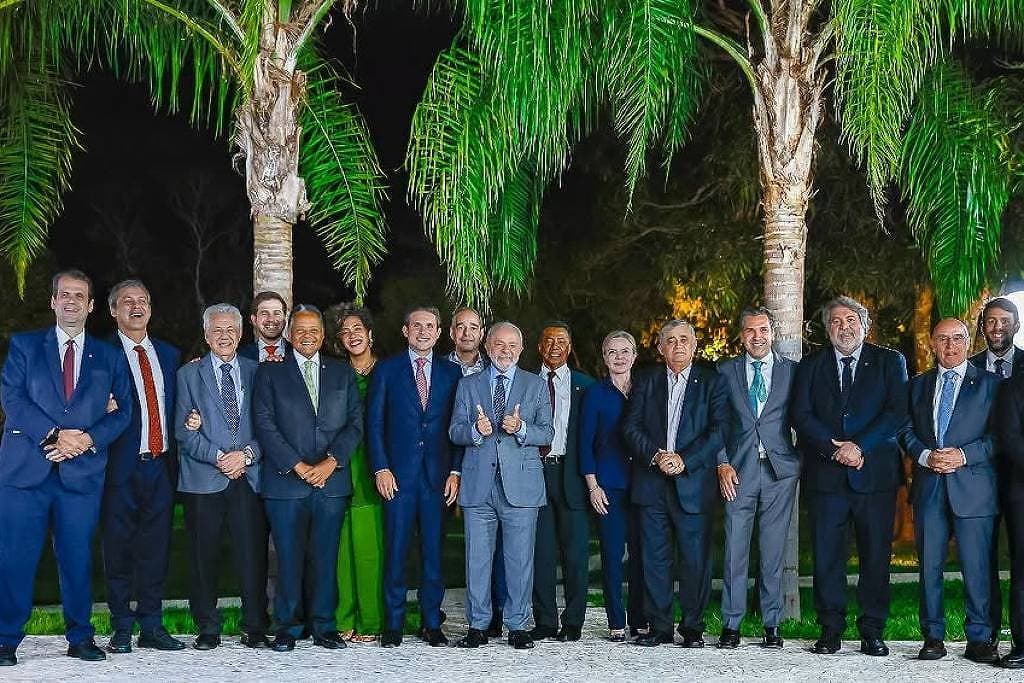 Lula diz a deputados que é ‘candidatíssimo' em 2026 e reconhece que governo depende do Congresso