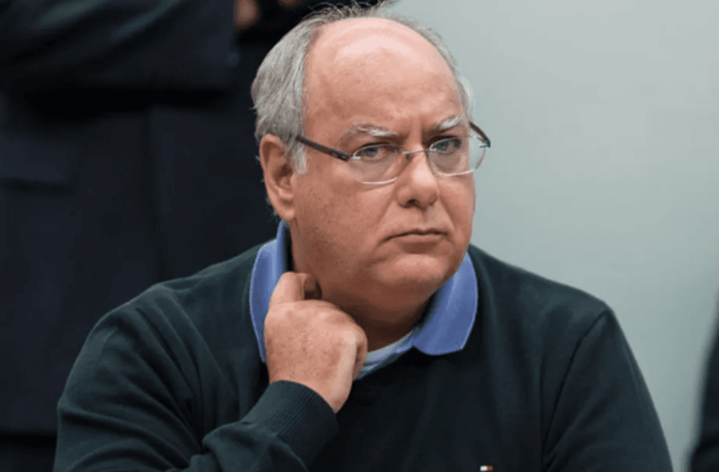 Ex-diretor da Petrobras é condenado a 29 anos por esquema da Lava Jato