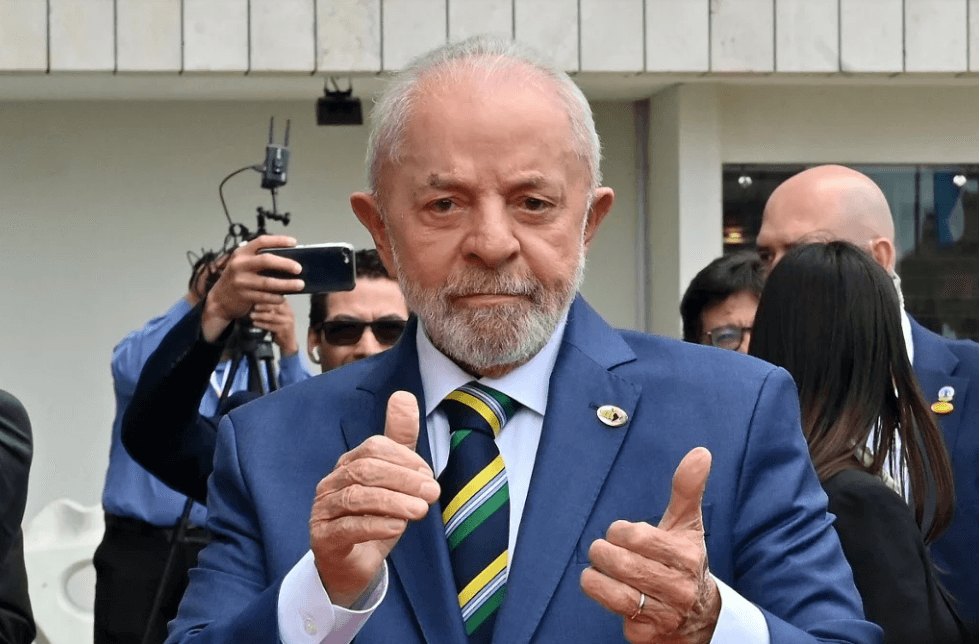 Governo Lula recebeu suspeitos de fraudes no INSS 15 vezes desde 2023