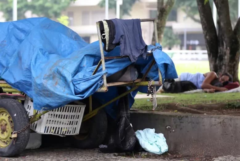 Mais de 335 mil pessoas vivem em situação de rua no Brasil