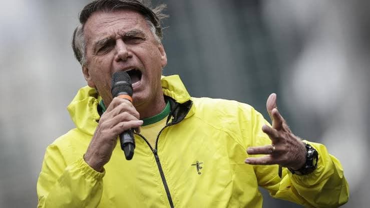 Bolsonaro critica volta de visto obrigatório para EUA, Canadá e Austrália