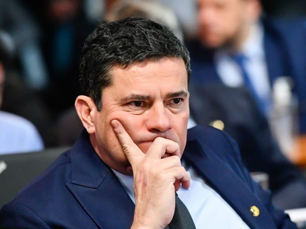 “Prisão de Collor foi uma vitória da lei e da Justiça”, diz Moro