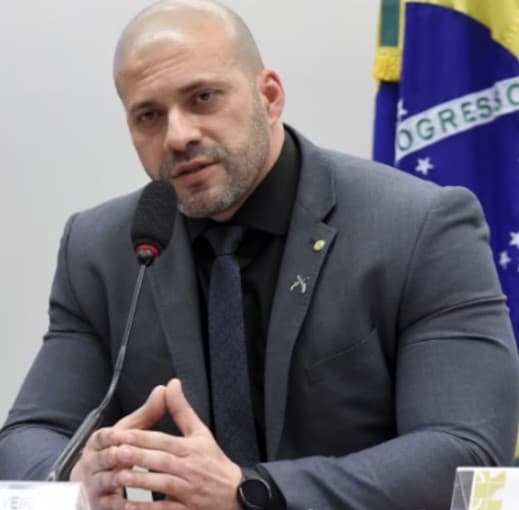 Moraes nega pedido de Daniel Silveira para estudar e trabalhar fora da prisão