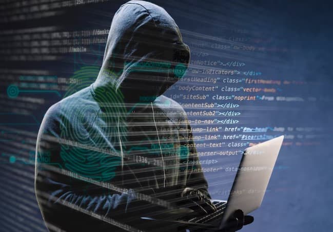 Criminosos fizeram site falso de banco para furtar R$ 100 milhões, diz PF