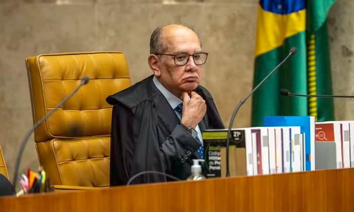 Gilmar Mendes cancela pedido para julgamento presencial de decisão que levou à prisão de Collor