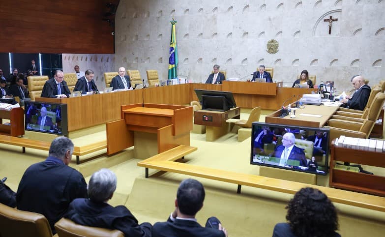 STF adota modelo inédito de decisão coletiva, sem votos individuais dos ministros, para mostrar união do tribunal