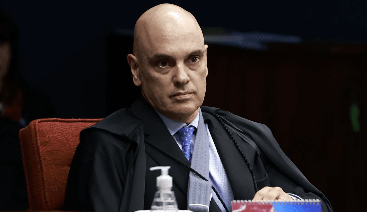Moraes manda PF liberar a Bolsonaro download de provas do suposto plano de golpe