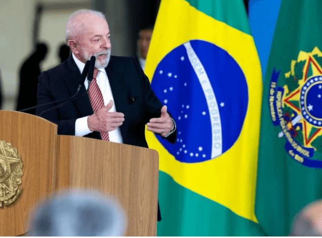 “Esse programa é o sonho da minha vida”, diz Lula