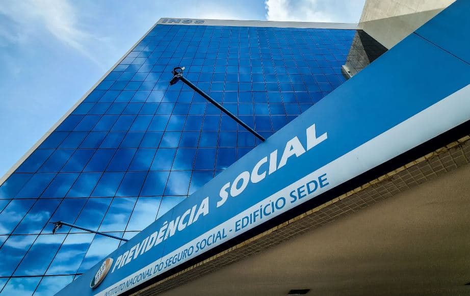 INSS: projeto na Câmara e pressão por CPMI marcam semana no Congresso