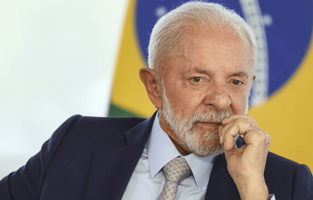 Lula apresenta ao Congresso medida para isentar conta de luz de mais pobres