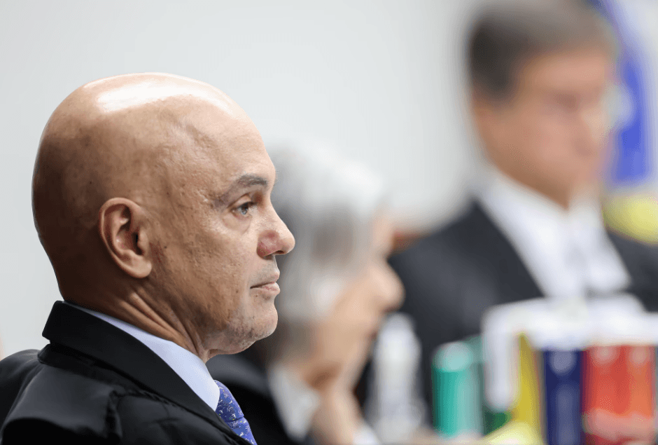 Moraes autoriza defesa de Bolsonaro a acessar íntegra das provas sobre ‘trama golpista'