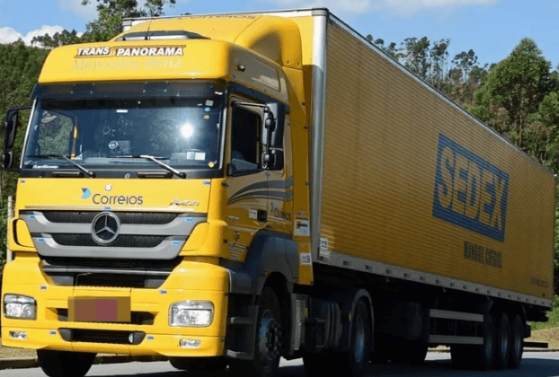 Governo Lula tenta blindar Correios, e estatal pena para conter gastos