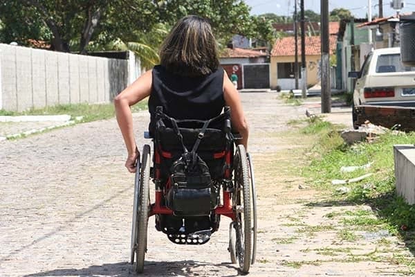 Censo do IBGE aponta mais de 285 mil pessoas com deficiência no RN