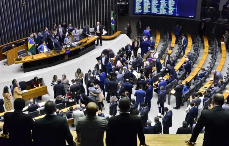 Requerimentos para criação da CPI e CPMI sobre bilhões descontados de aposentados não limitam período a ser investigado, ao contrário do que alegam parlamentares de esquerda