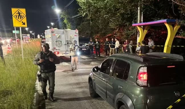 ‘Foi crime passional', diz pai de mulher que morreu após atentado na av. Olavo Montenegro, em Parnamirim