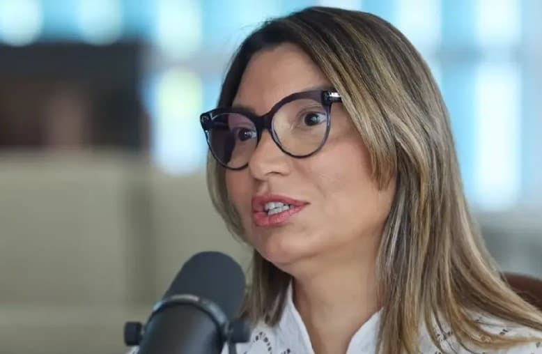 Para Janja, modelo ideal de regulação de redes sociais é o da ditadura chinesa