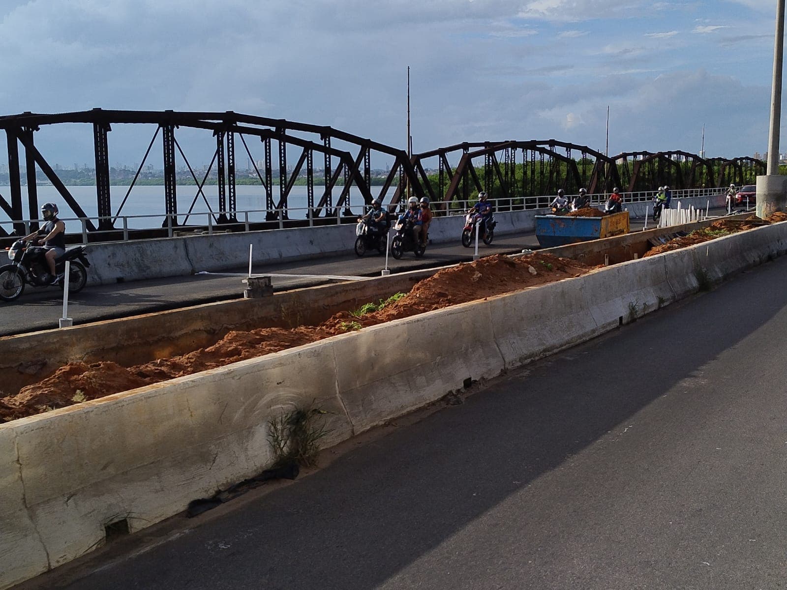 Das 6h às 17h: Ponte de Igapó deixará de ter terceira faixa a partir de segunda-feira; entenda a mudança