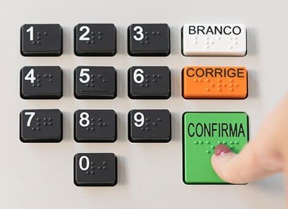 PT desiste de urnas eletrônicas e terá eleição interna com ‘voto impresso’