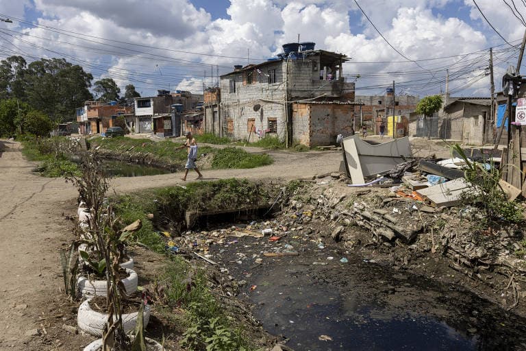 Avanço de Índia, China e Iraque ressalta atraso do Brasil no saneamento