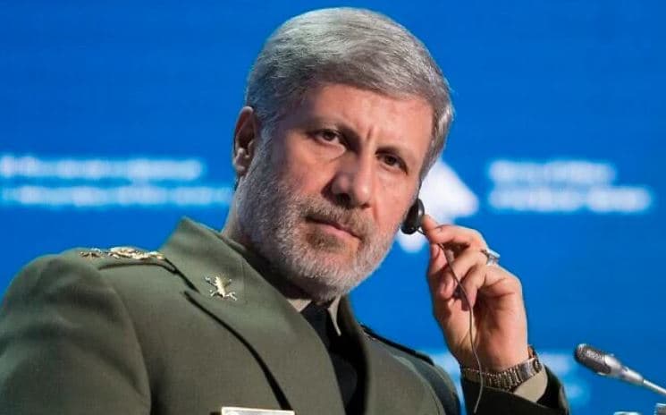 Comandante do exército iraniano diz que virá "forte resposta" aos EUA