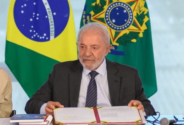 Paraná Pesquisas: governo Lula é reprovado por 56,7% em seu 3º mandato