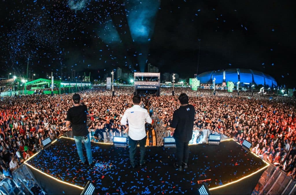 COMEMORAÇÃO: “A vontade” com Luan Estilizado, Raí Saia Rodada e Zezo, celebra abertura de São João com Público de 180 Mil em Natal