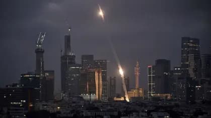 Nova onda de ataques com mísseis contra Israel começou, diz estatal do Irã