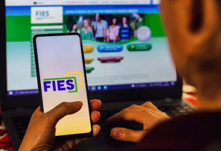 Alunos do Fies devem R$ 17,9 bilhões em 2025