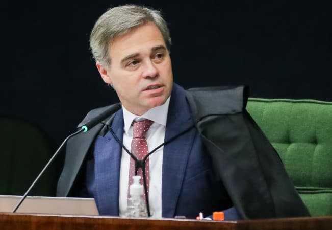 Mendonça requisita informações à PF e outros órgãos sobre fraudes no INSS