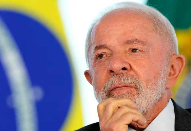 Governo Lula tem 40,4% de avaliação negativa e 28,6% de positiva, diz pesquisa CNT/MDA