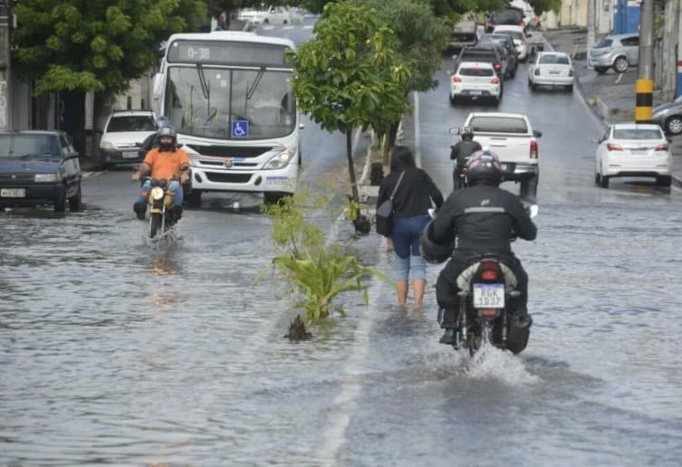 STTU alerta para vias intransitáveis em Natal neste domingo (22); veja quais são