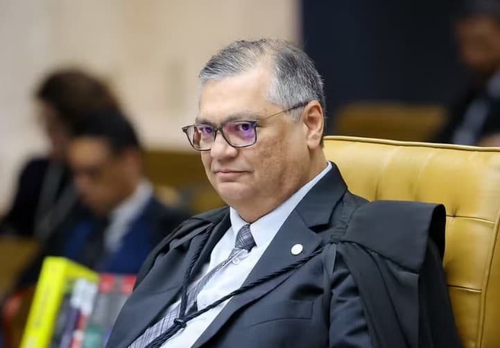 Dino vota para responsabilizar as redes por postagens de usuários; placar no STF está 4 a 1 a favor da medida