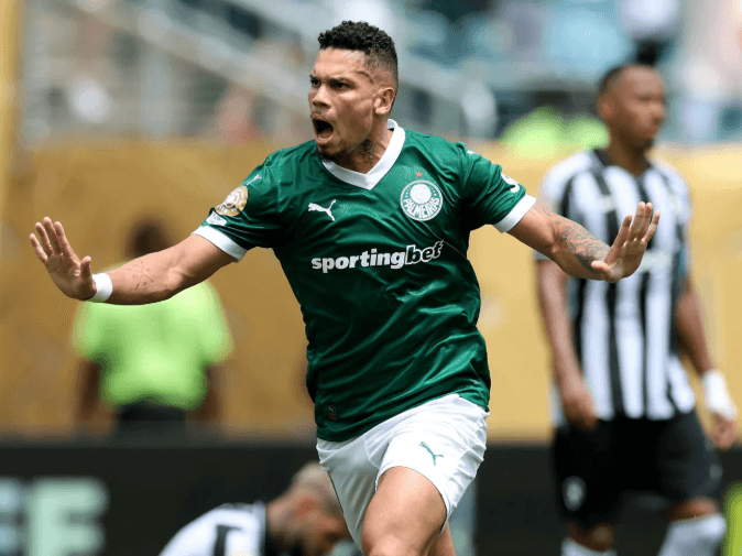 Palmeiras vence o Botafogo com gol na prorrogação e vai às quartas do Mundial de Clubes