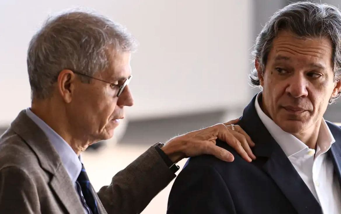 Prévia do PIB aponta retração de 0,7% em maio