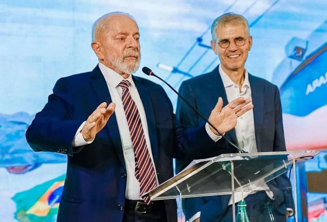 Ministro muda slogan de governo e vai usar estratégia nacionalista por popularidade de Lula